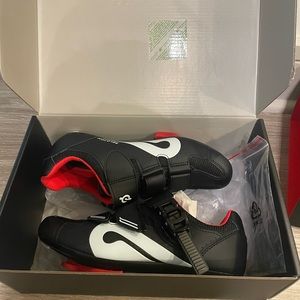 BRAND NEW Peloton Cycle Shoes Size 37